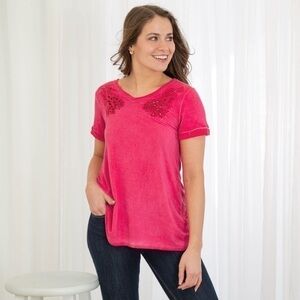Greater Good Eyelet V Neck Short Sleeve Tee